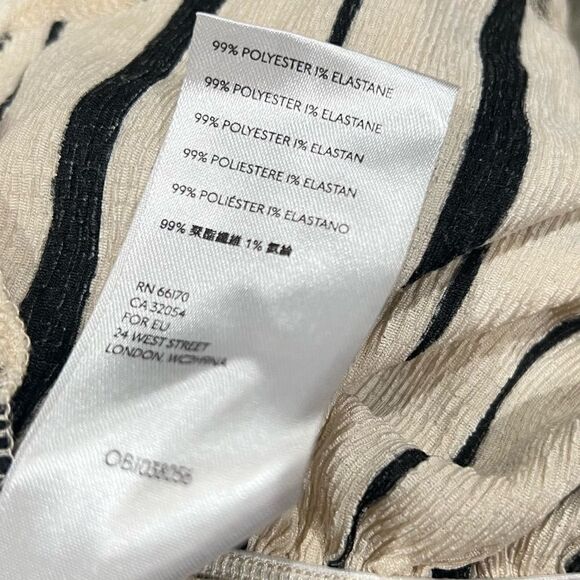 Anthropologie Cream and Black Striped Ruffle Blouse Women’s Small - Picture 4 of 5